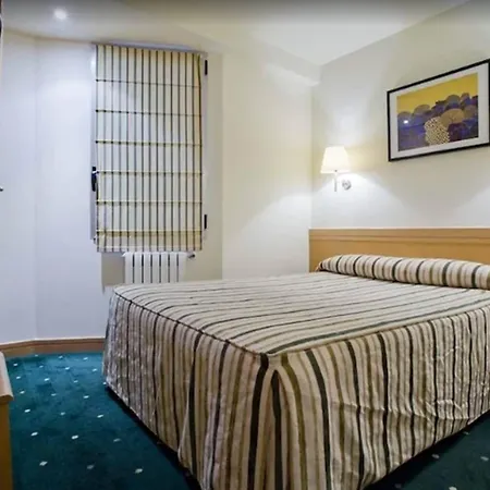 Zaragoza Plaza Ξενοδοχείο Σαν Σεμπαστιάν