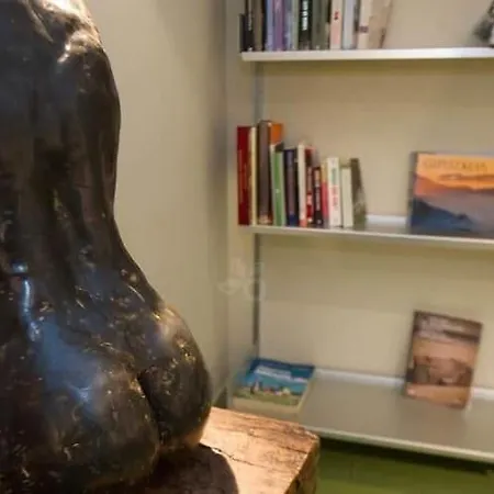 Zaragoza Plaza * סן סבסטיאן