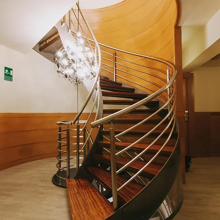 Hotel Zaragoza Plaza