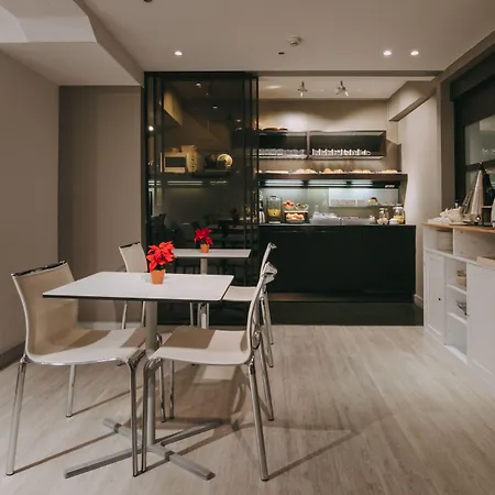 Hotel Zaragoza Plaza