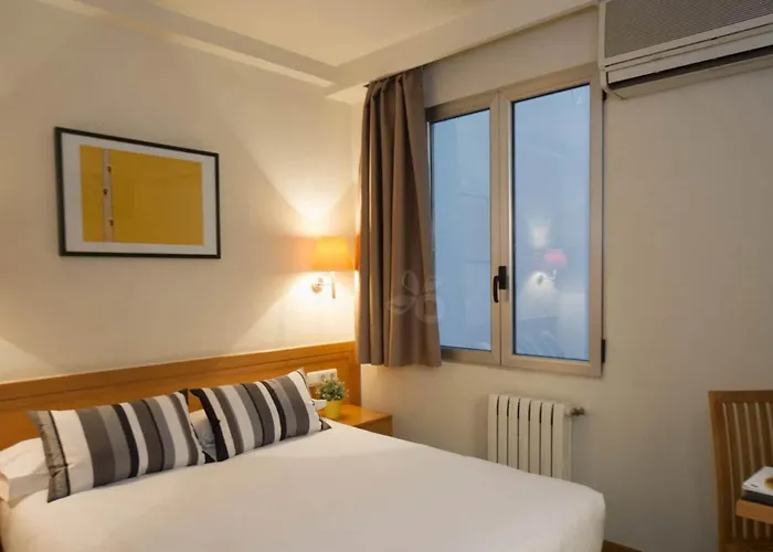 ホテル サラゴサ プラサ