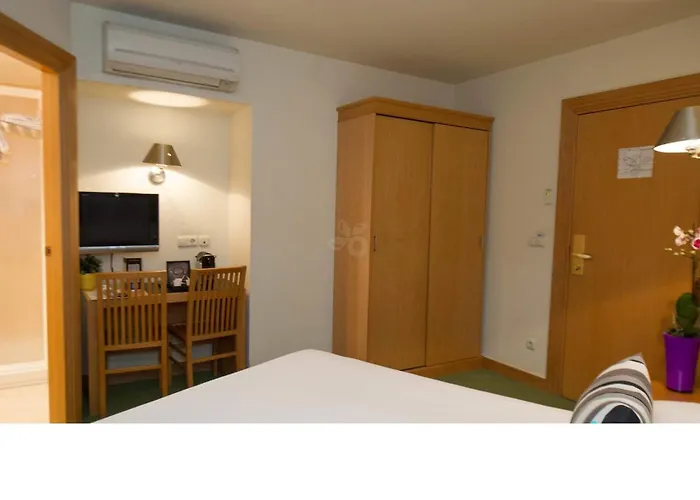 Zaragoza Plaza San Sebastián