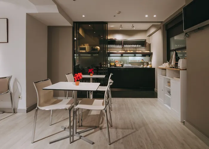 ホテル サラゴサ プラサ