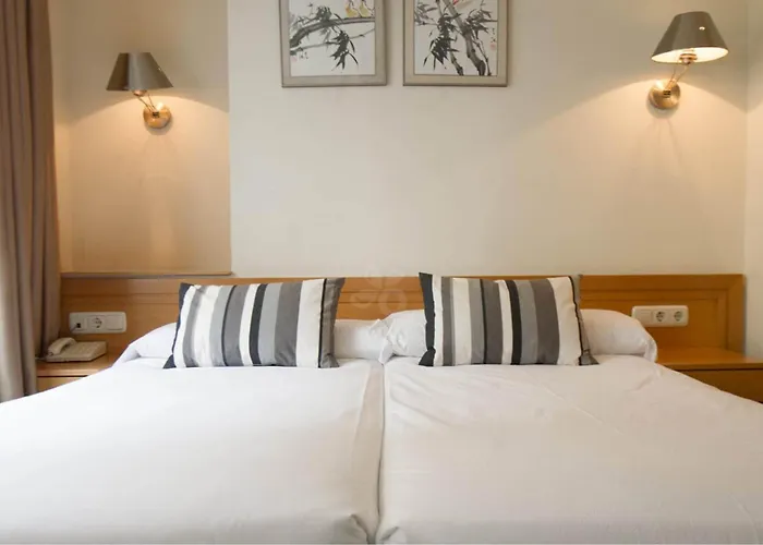 Zaragoza Plaza Hotel San Sebastian