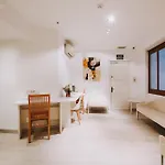 Hotel Zaragoza Plaza *