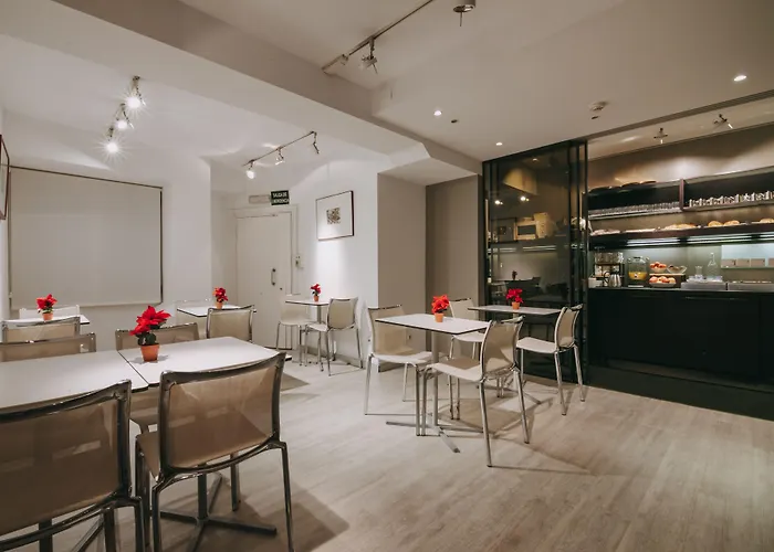 Готель Zaragoza Plaza Сан-Себастьян