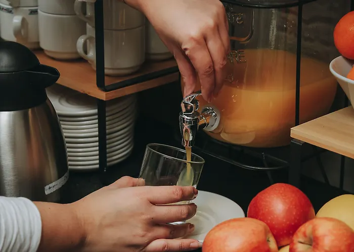 Zaragoza Plaza Готель