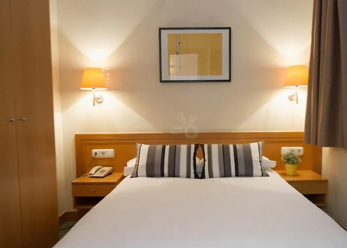 Zaragoza Plaza Otel San Sebastián